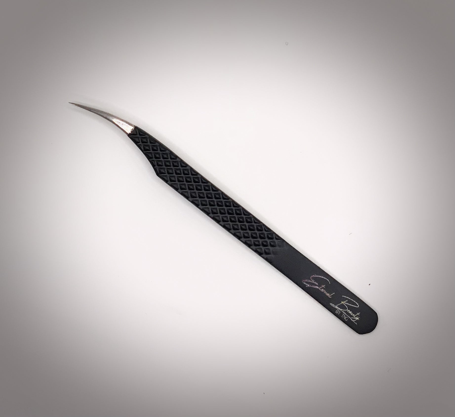 Selene Curved Isolation Tweezer